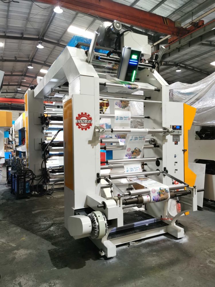 Шестицветная флексографская печатная машина диаметром 800 мм